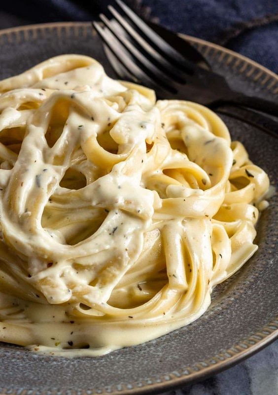 Alfredo pasta.jpg