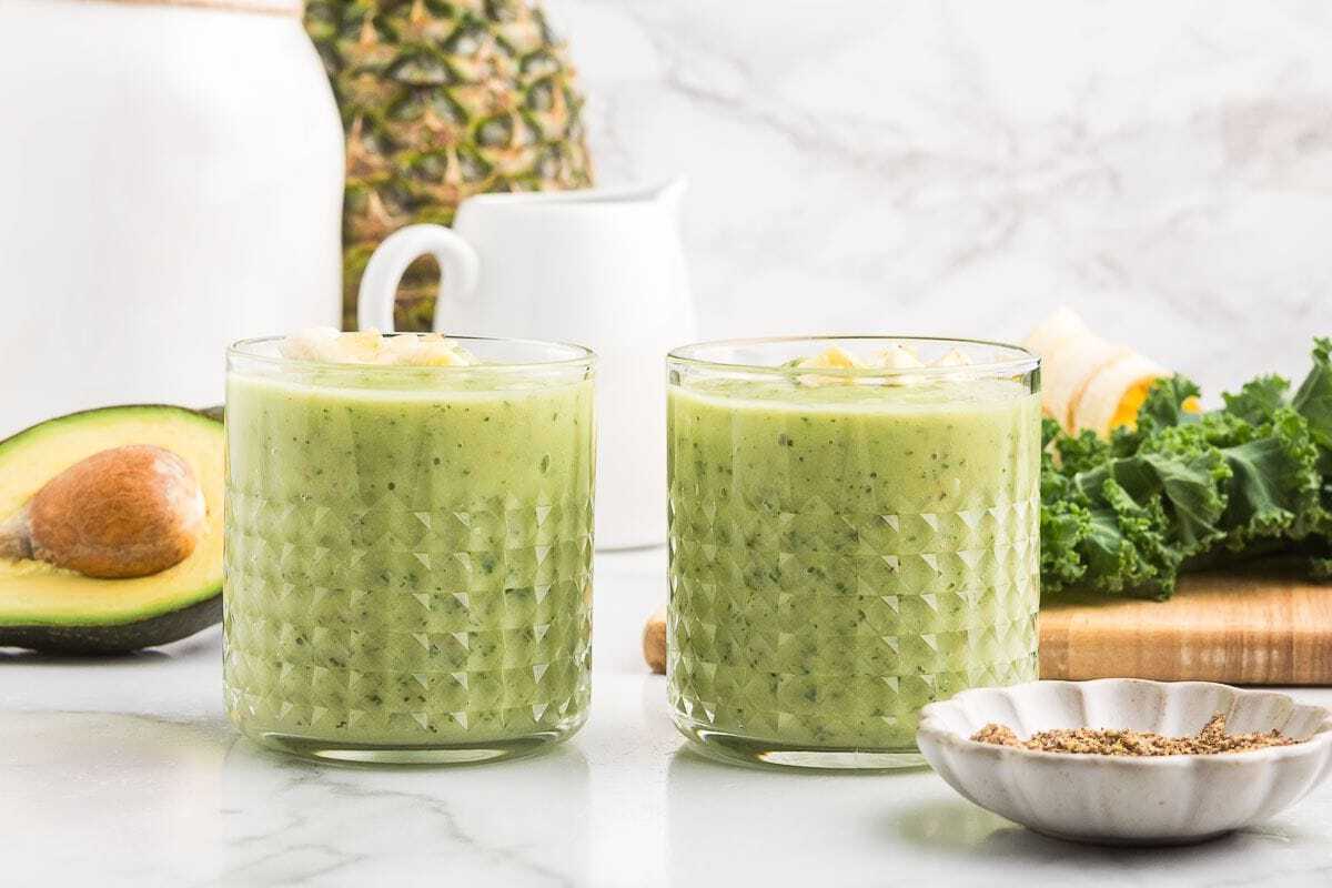 Avocado Kale Smoothie.jpg