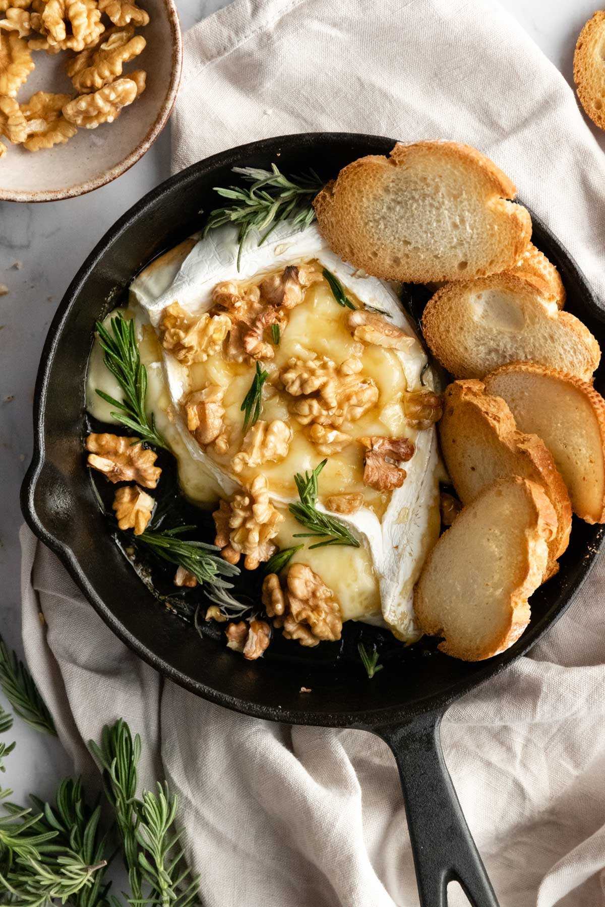 Baked-Brie-With-Honey-Recipe-4.jpg