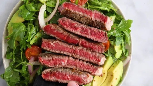 beef steak salad.jpg
