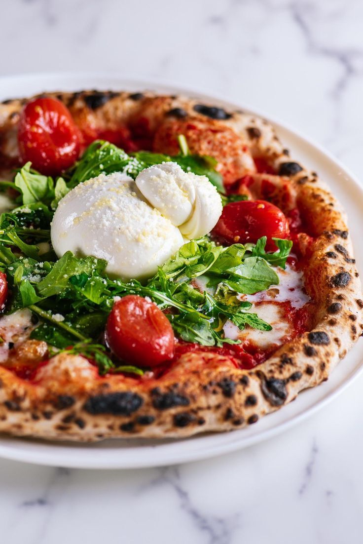 Burrata pizza.jpg