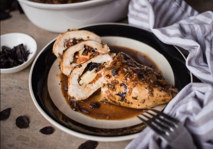 Caprese Stuffed Chicken.jpg