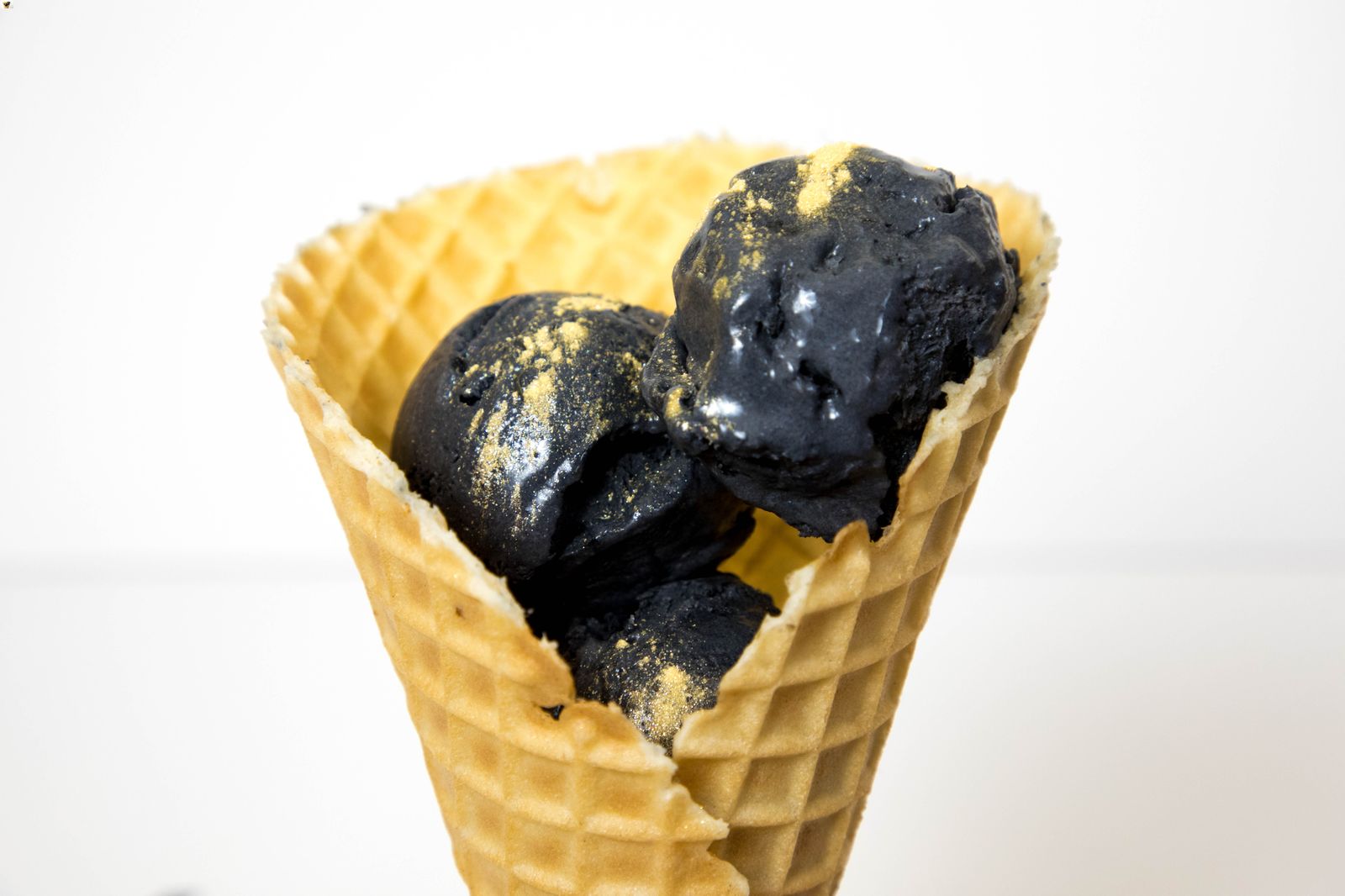 charcoal-ice-cream.jpg