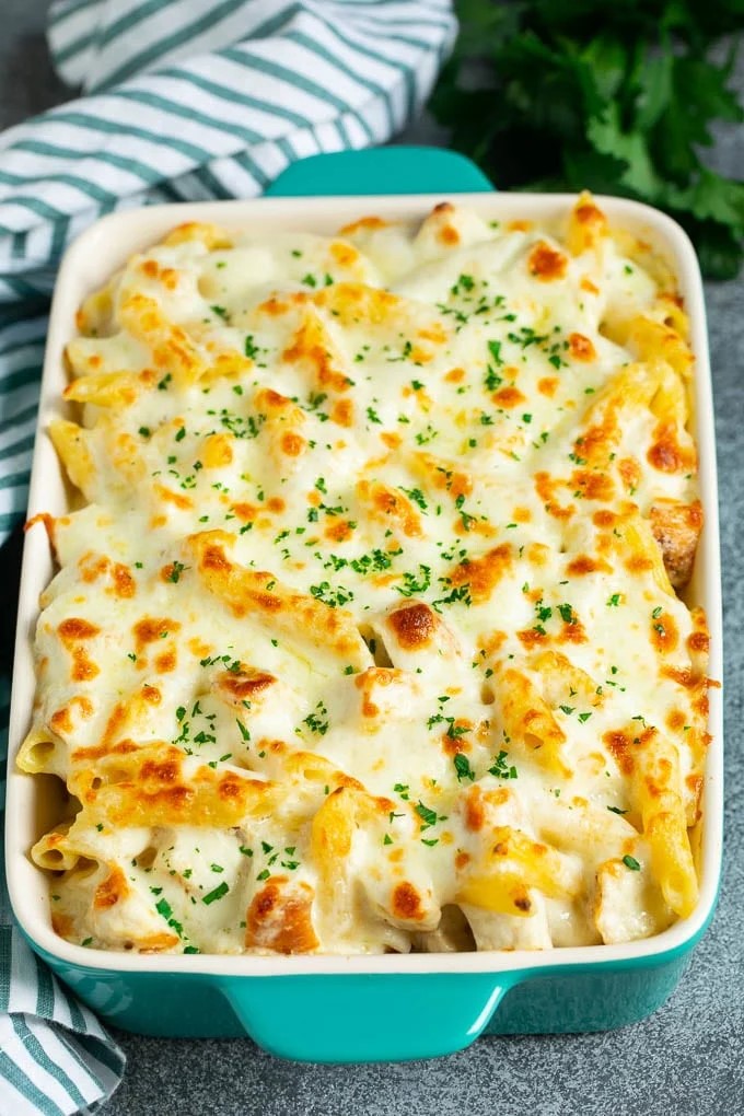 Cheesy Garlic Alfredo Pasta Bake.jpg