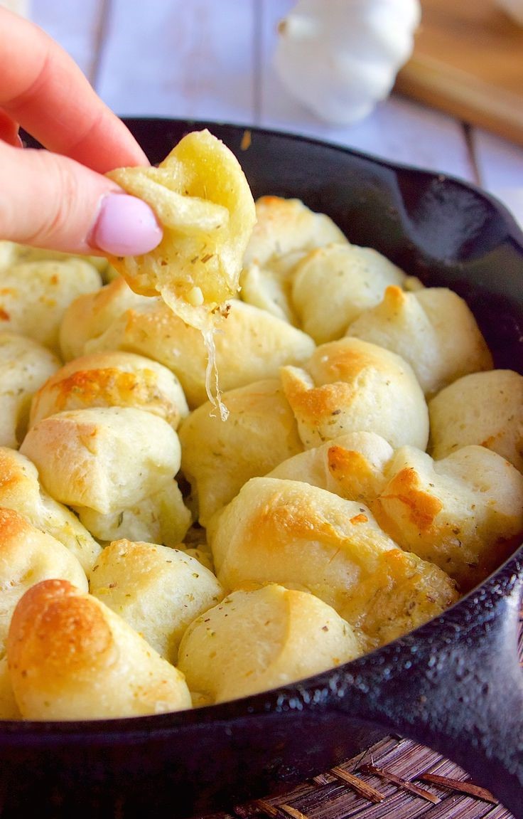 Cheesy Garlic Bread Bites.jpg