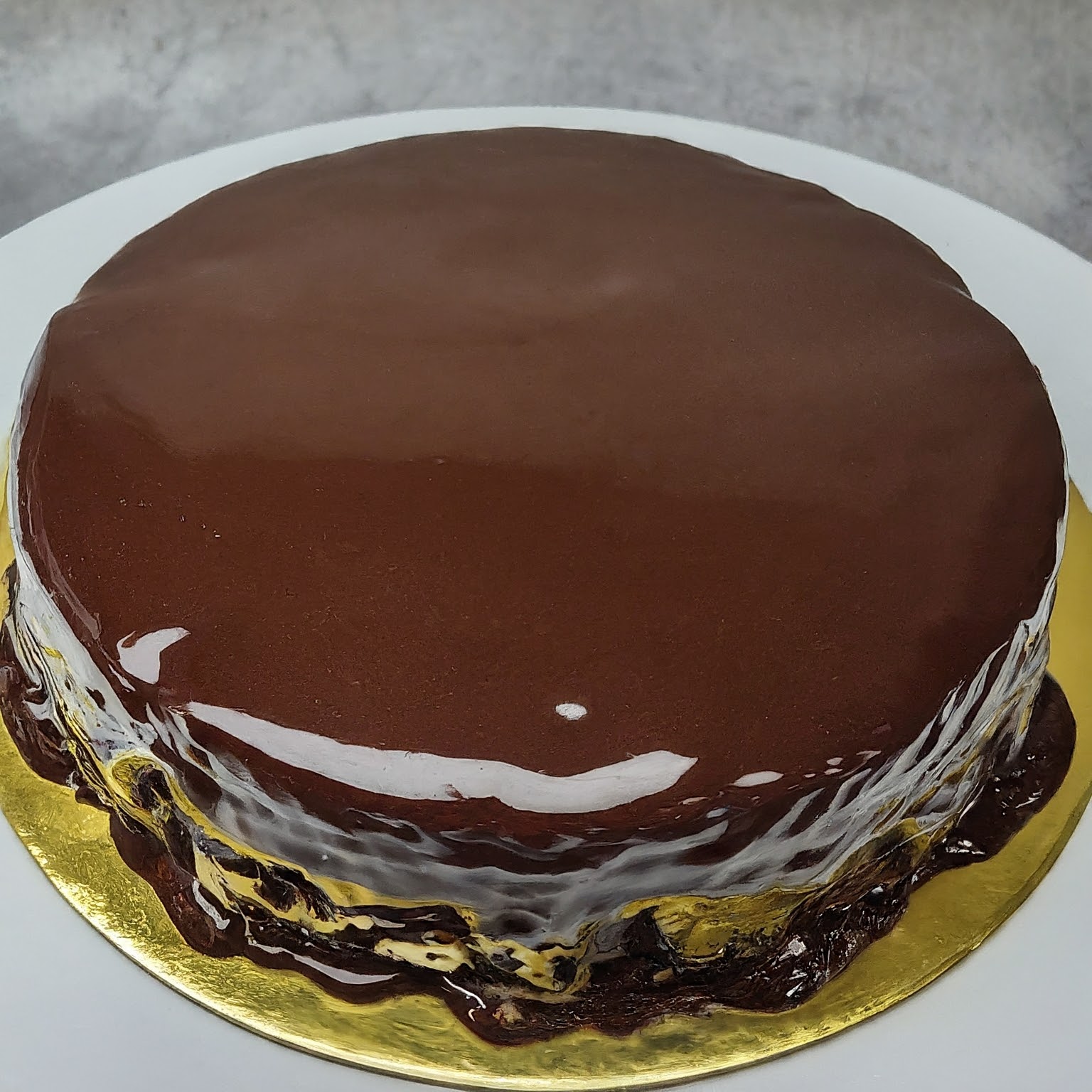Chocolate Mirror Glaze Cake.jpeg