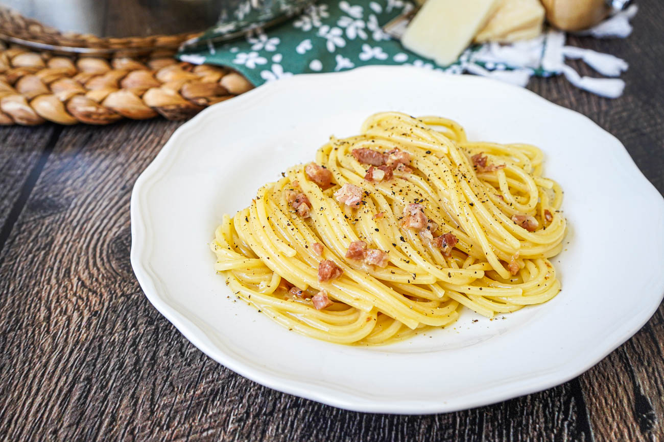 Classic-Spaghetti-Carbonara-4-of-4.jpg