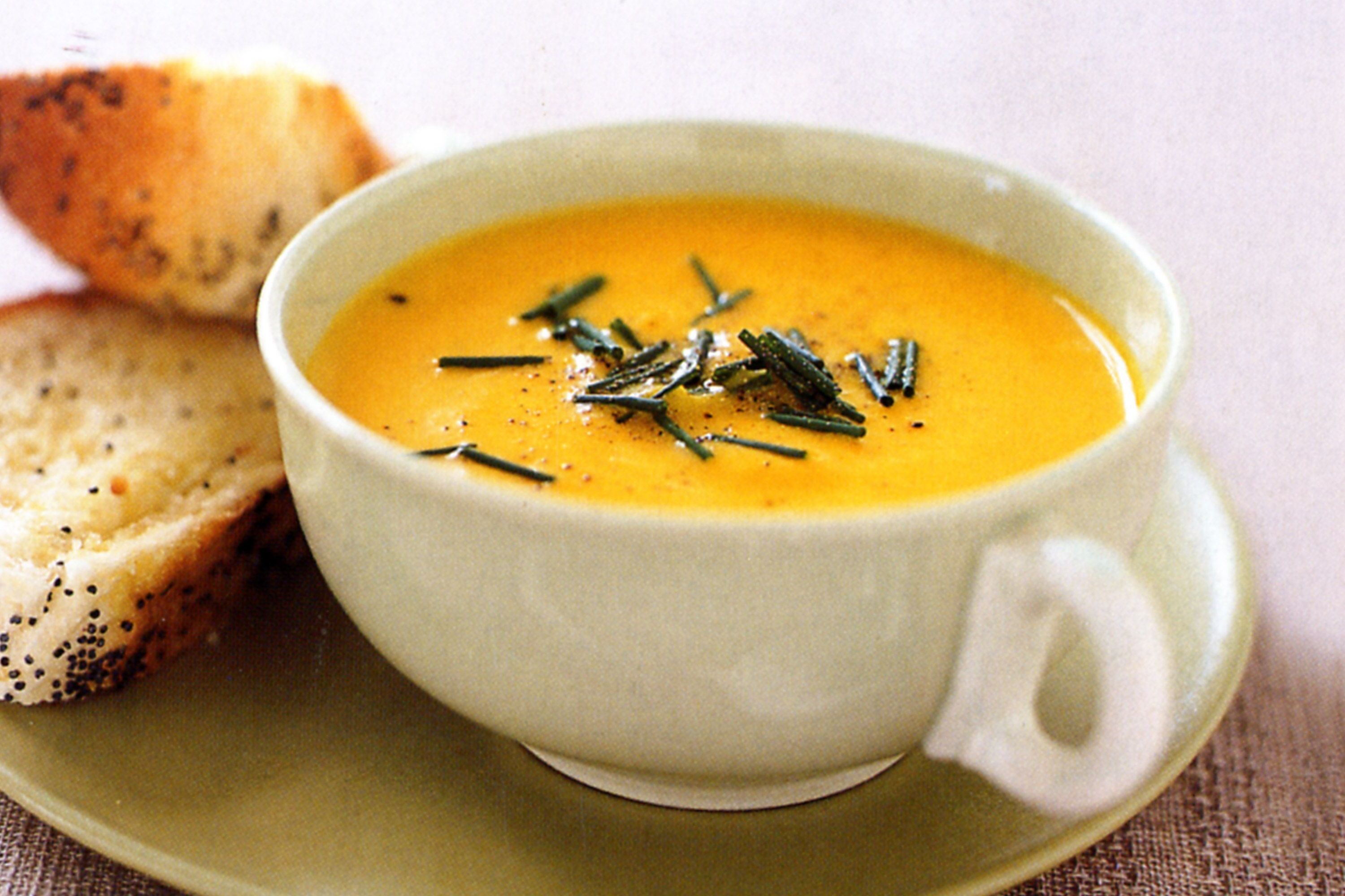 Creamy carrot soup.jpg