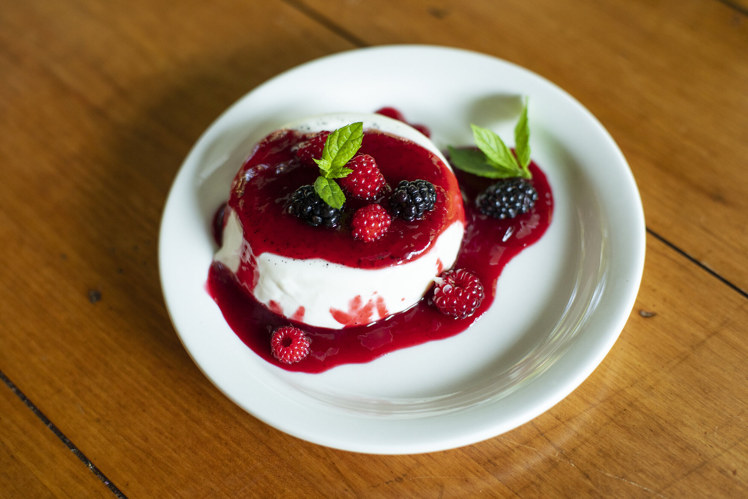 Creamy Vanilla Panna Cotta with .jpg