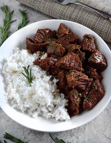 Garlic and Rosemary Beef.jpg