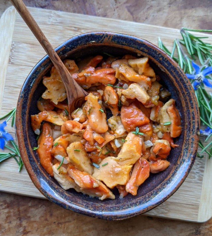 Garlic Butter Chicken of the Woods Mushrooms.jpg