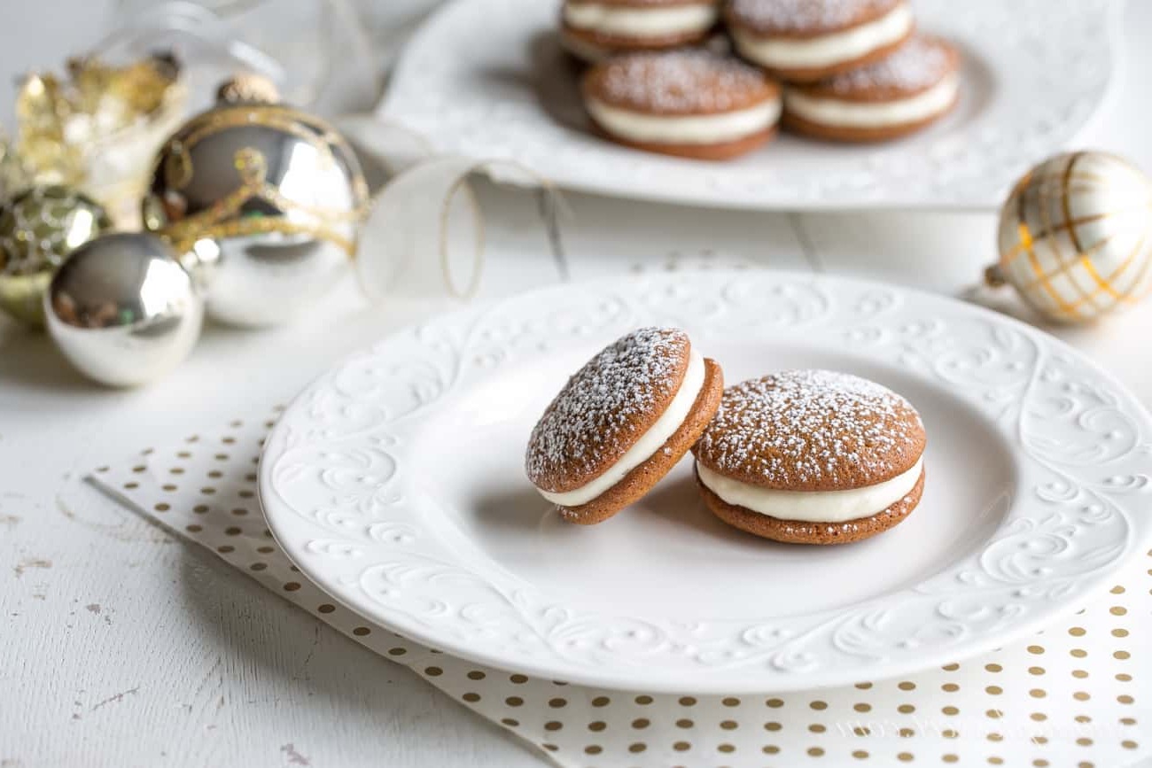 Gingerbread Whoopie Pies Recipe (1).jpg