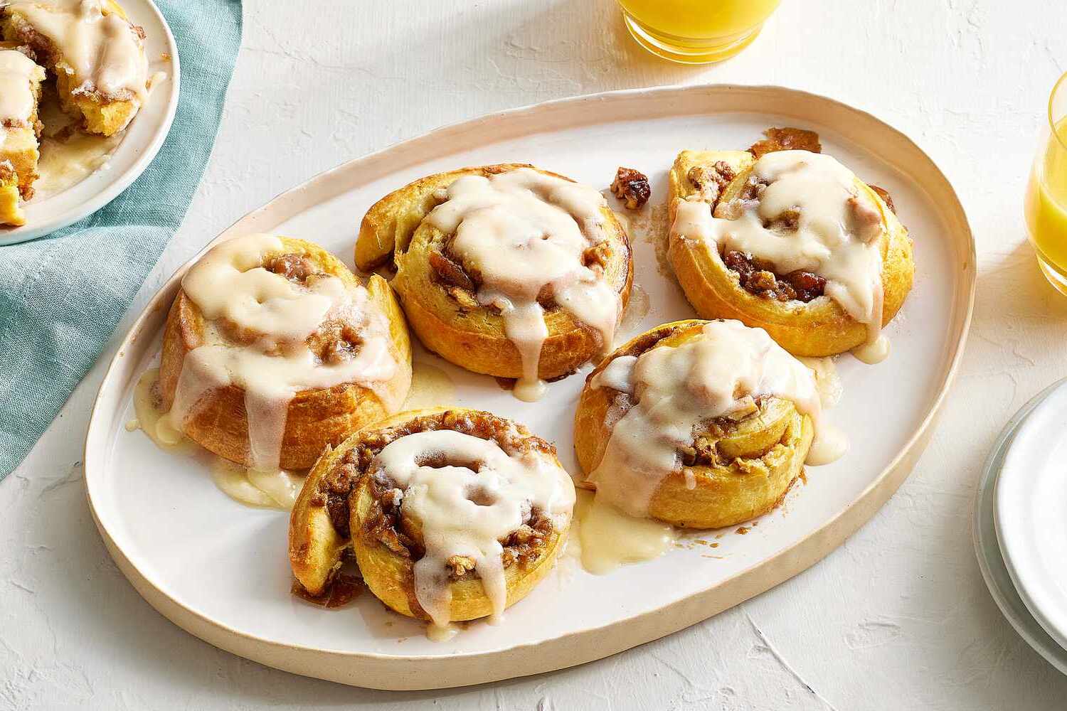 Glazed Cinnamon Rolls With Pecan Swirls.jpg