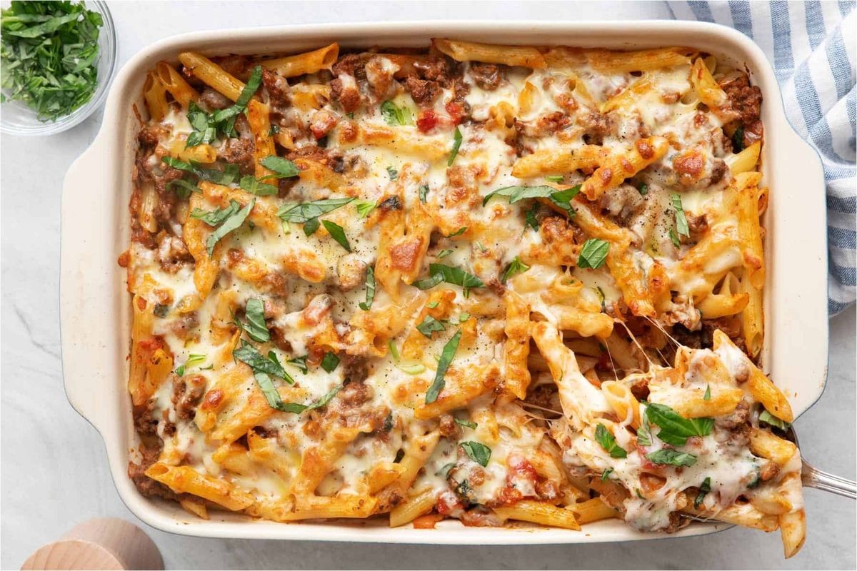 Ground Beef Pasta Casserole Recipe.jpg