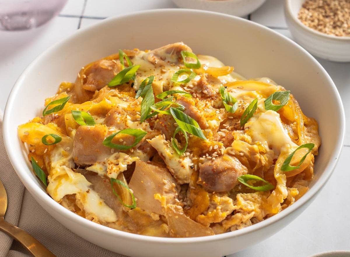 Japanese Oyakodon.jpg