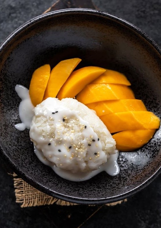 mango sticky rice.jpg