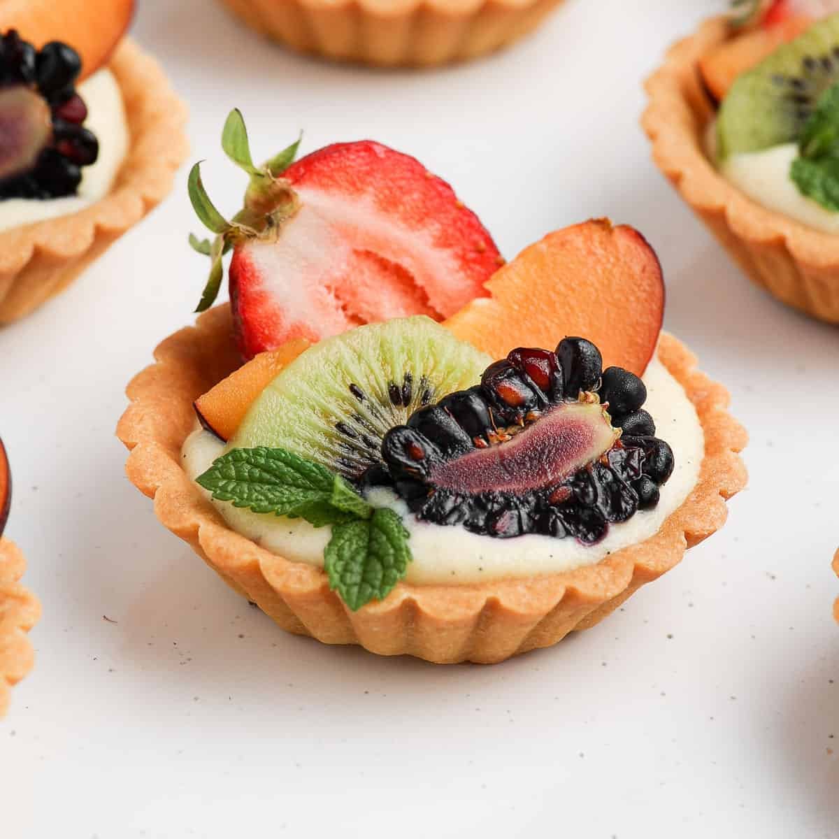 Mini-Fruit-Tarts-Feature.jpg