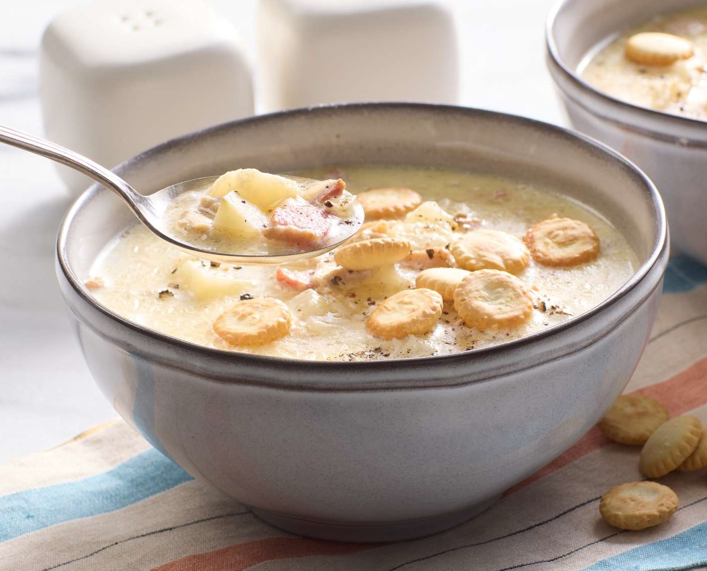 New England Clam Chowder Recipe.jpg