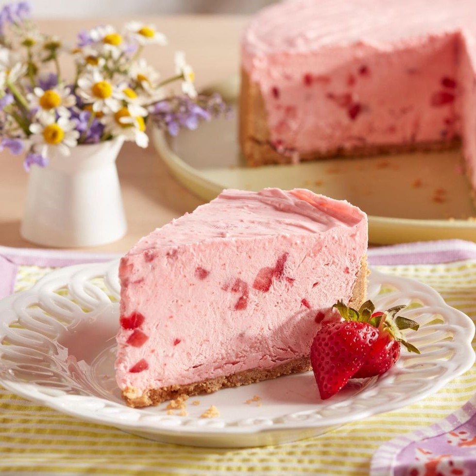 No-Bake Strawberry Cheesecake.jpeg