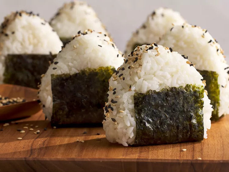 Onigiri (Japanese Rice Balls).jpg