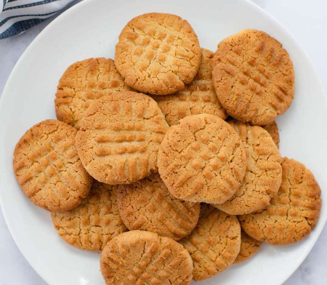 peanut butter cookies.jpg