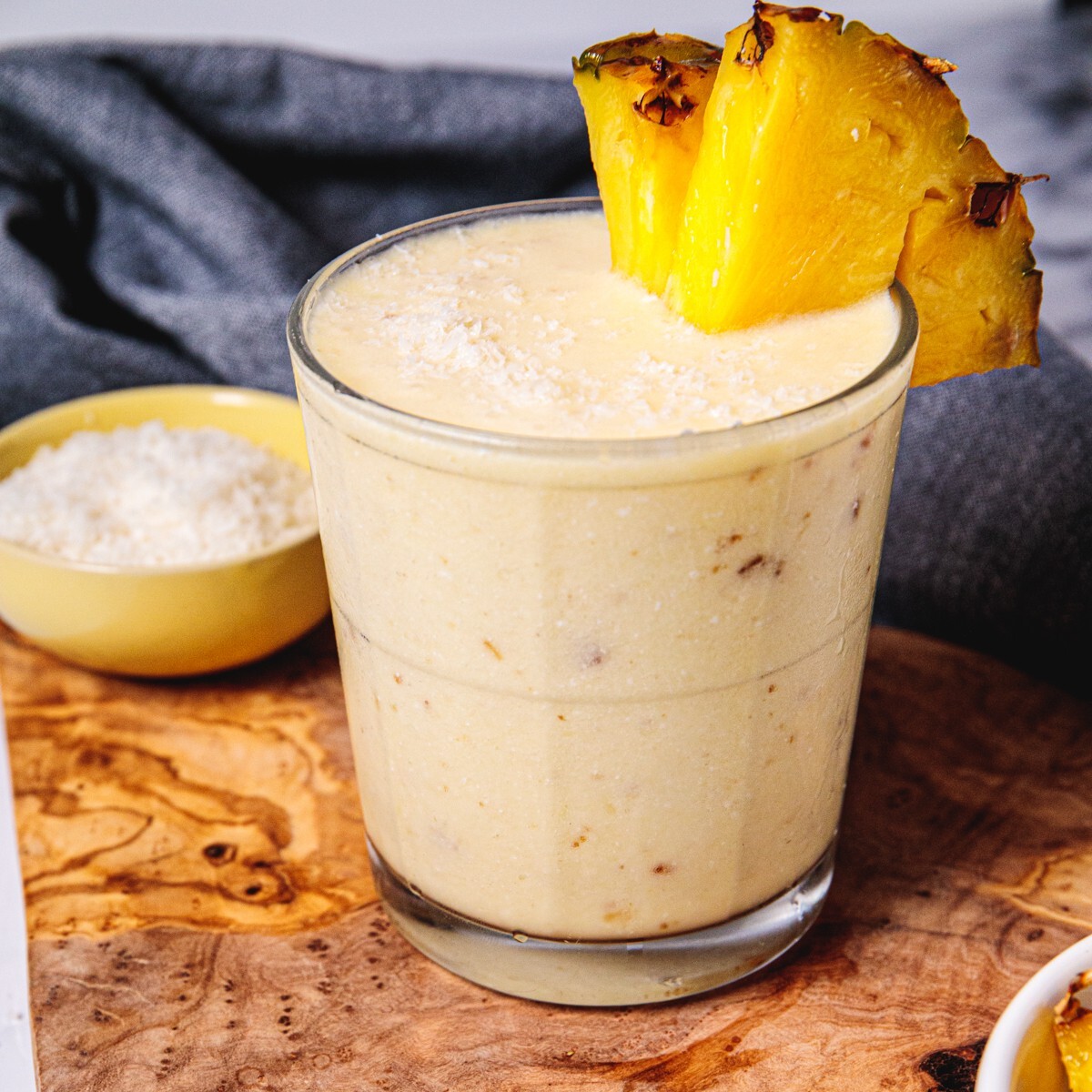 pineapple coconut smoothie.jpg