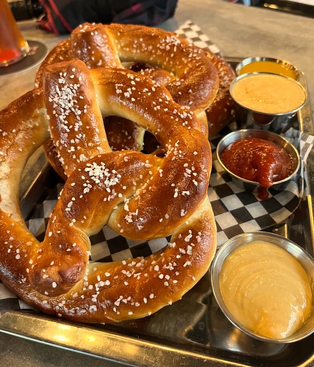 pretzel.jpg