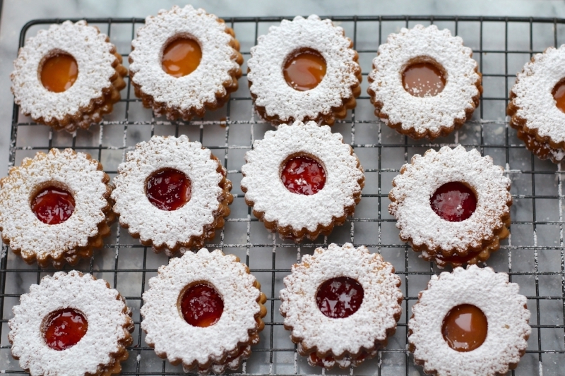 Raspberry Pistachio Linzer Cooki.jpg