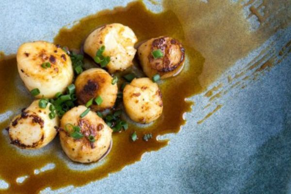 Seared Scallops with Teriyaki Glaze.jpg