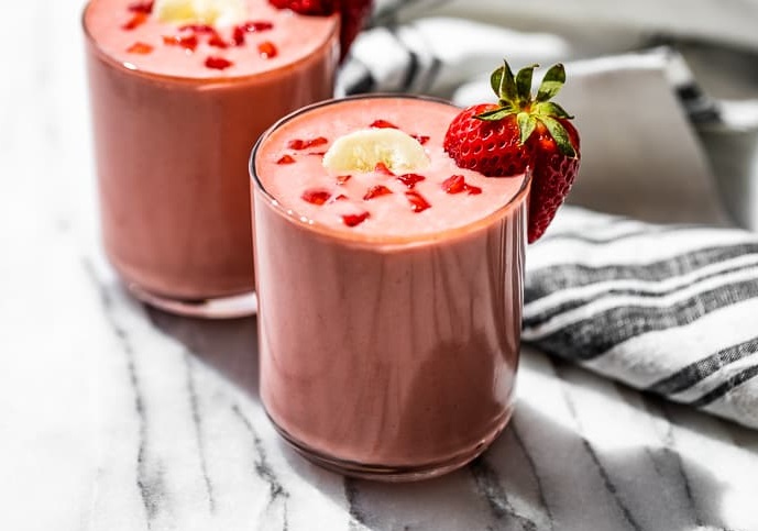 Strawberry Hemp Smoothie.jpg