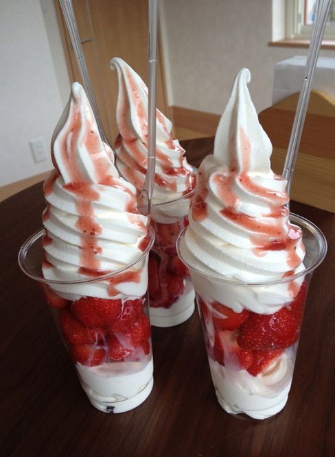 Strawberry Ice Cream.jpg