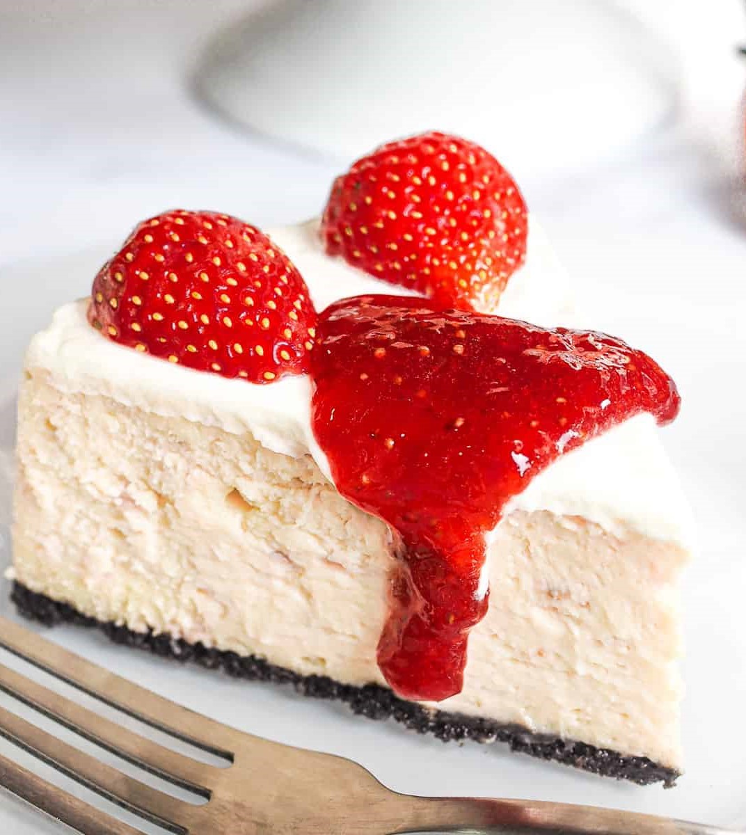 Strawberry Oreo Cheesecake.jpg