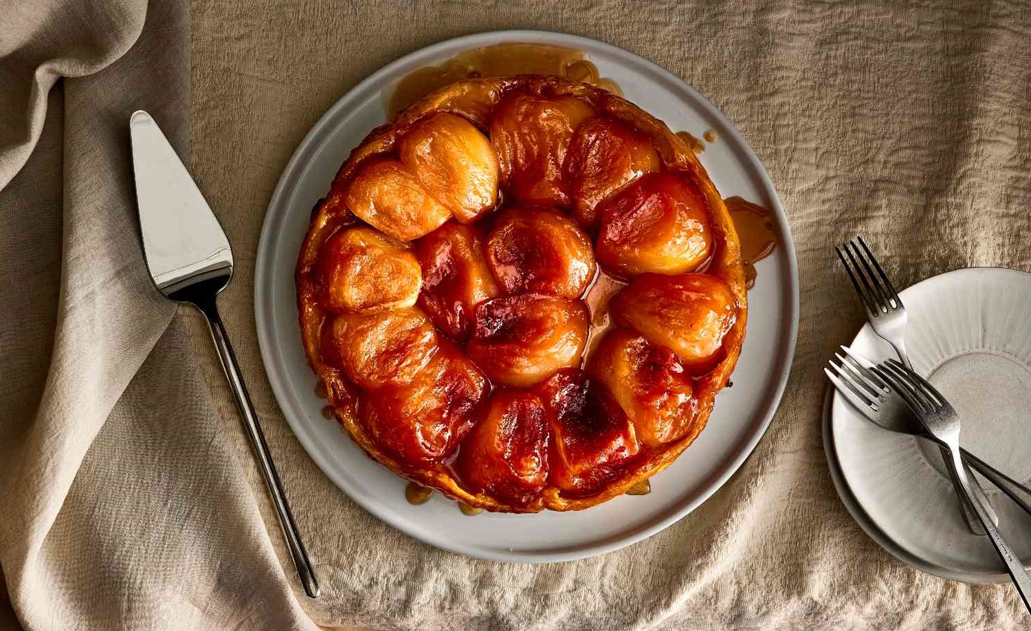 Tarte-Tatin-FT-RECIPE0923-5fbf820c33ea4c12b23ff00c78f63471.jpg