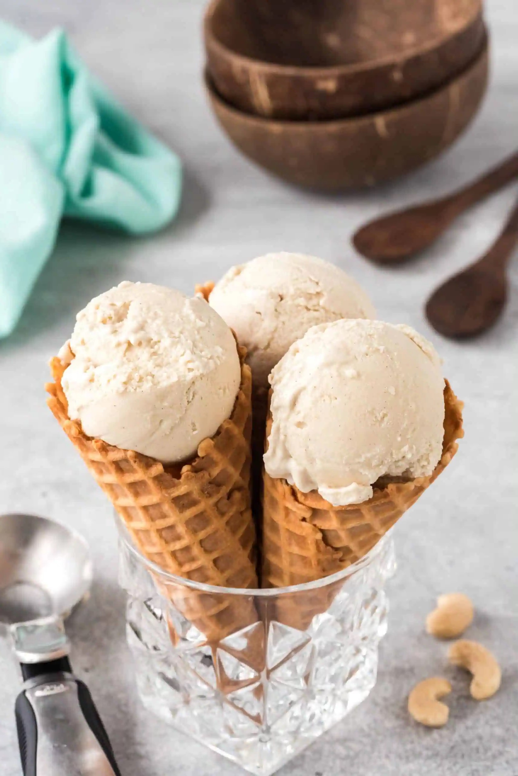 Vanilla-Bean-Ice-Cream-8-min-scaled.jpg