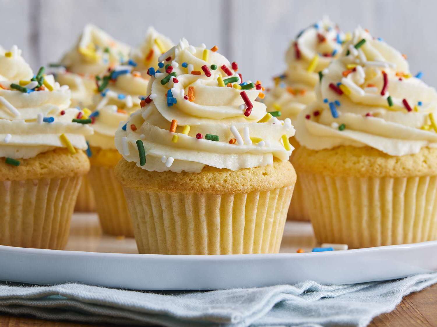 Vanilla Cupcake Recipe (2).jpg