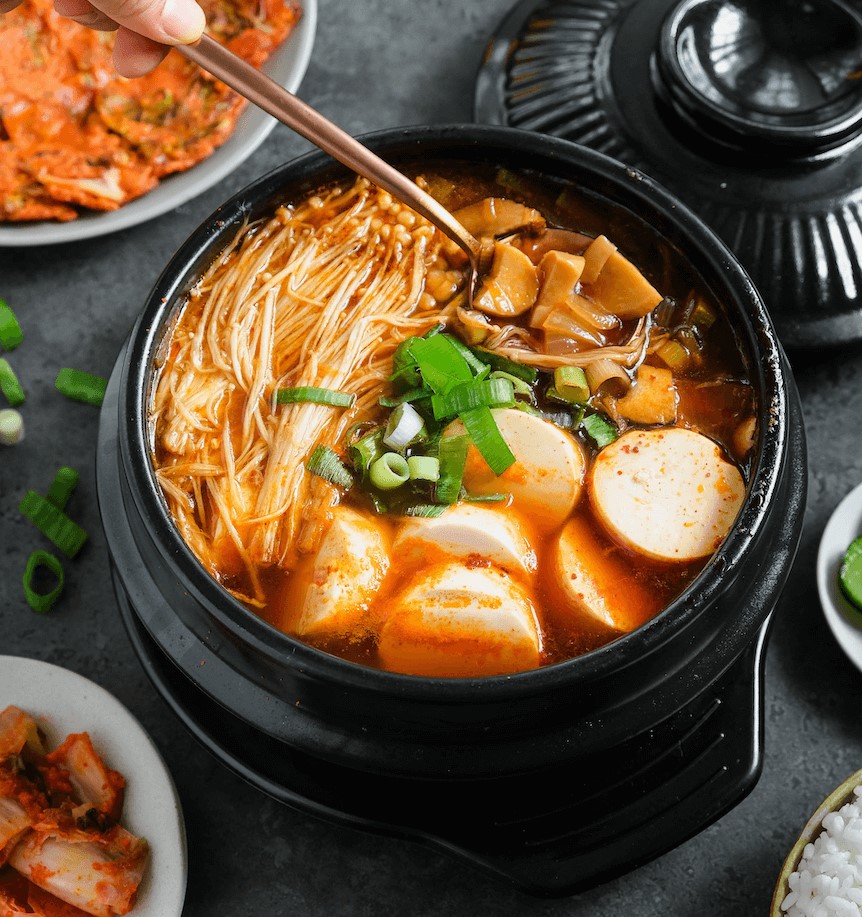 vegan-sundubu-jjigae-soft-tofu-stew-korean-3.jpg