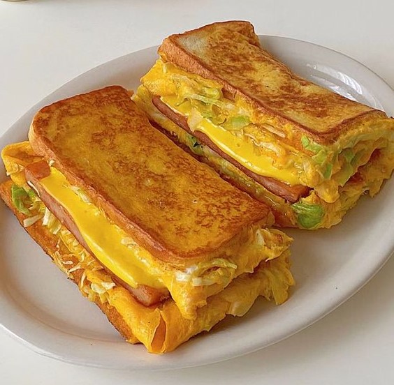 Yummy Morning Breakfast Sandwich.jpg