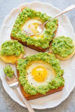 Egg-in-a-Hole Avocado Tost.JPG