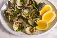 Clam in Garlic Sorrel Cream Recipe.jpg